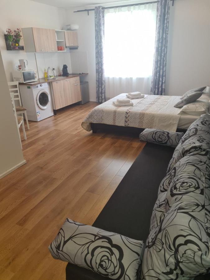 Luca'S Studio 2 ,Close To Therme Bucharest, Airport Otopeni Balotesti Εξωτερικό φωτογραφία