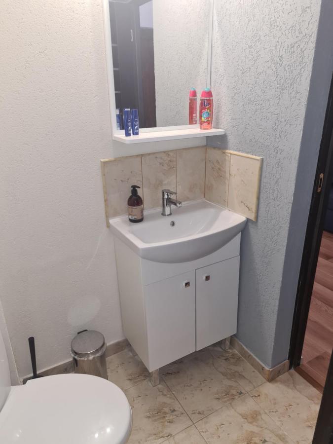 Luca'S Studio 2 ,Close To Therme Bucharest, Airport Otopeni Balotesti Εξωτερικό φωτογραφία