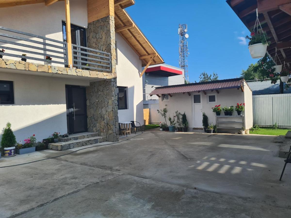 Luca'S Studio 2 ,Close To Therme Bucharest, Airport Otopeni Balotesti Εξωτερικό φωτογραφία